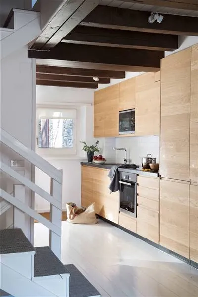 冬季节日的不寻常小屋