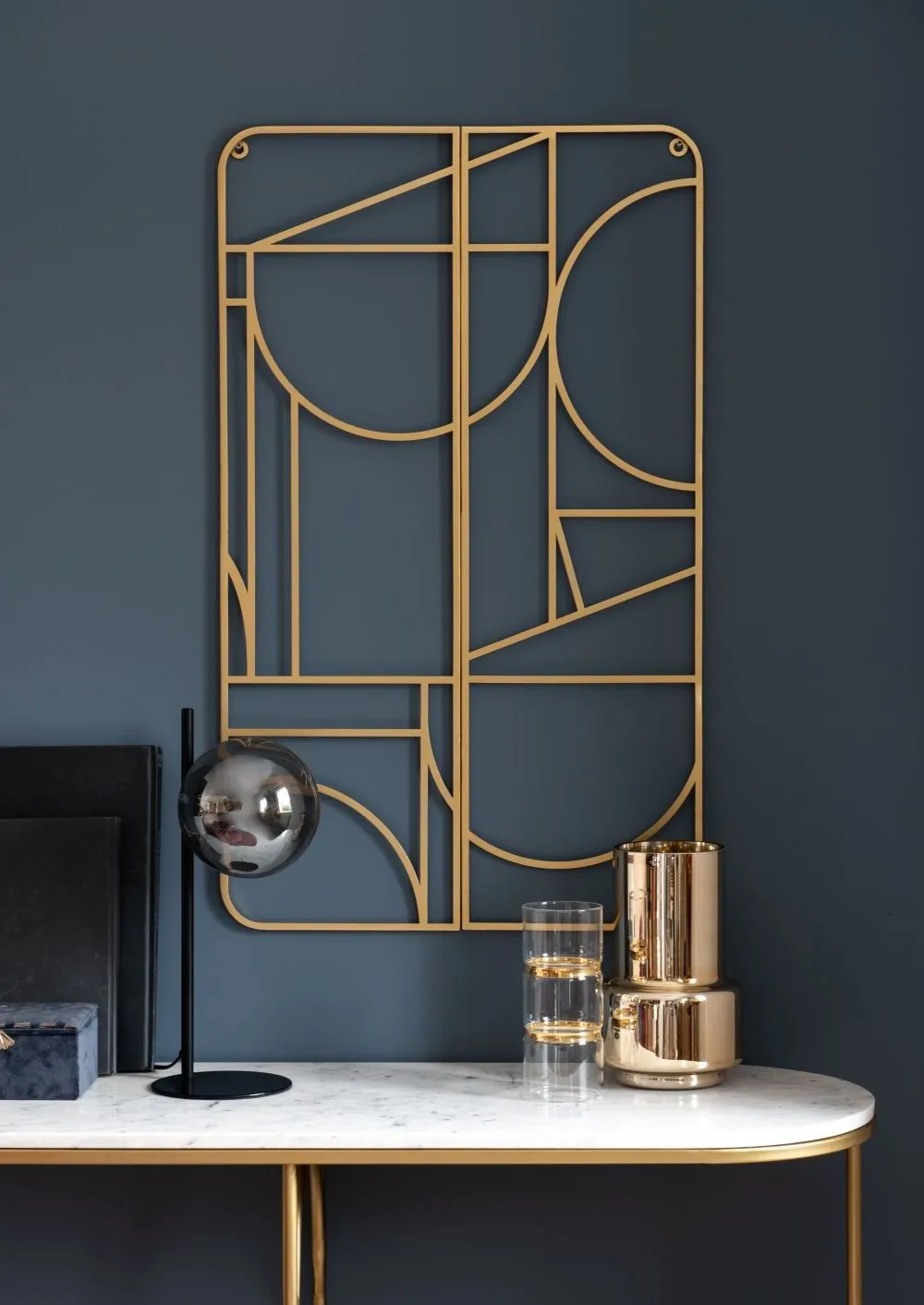 如何在设计中运用流行色调