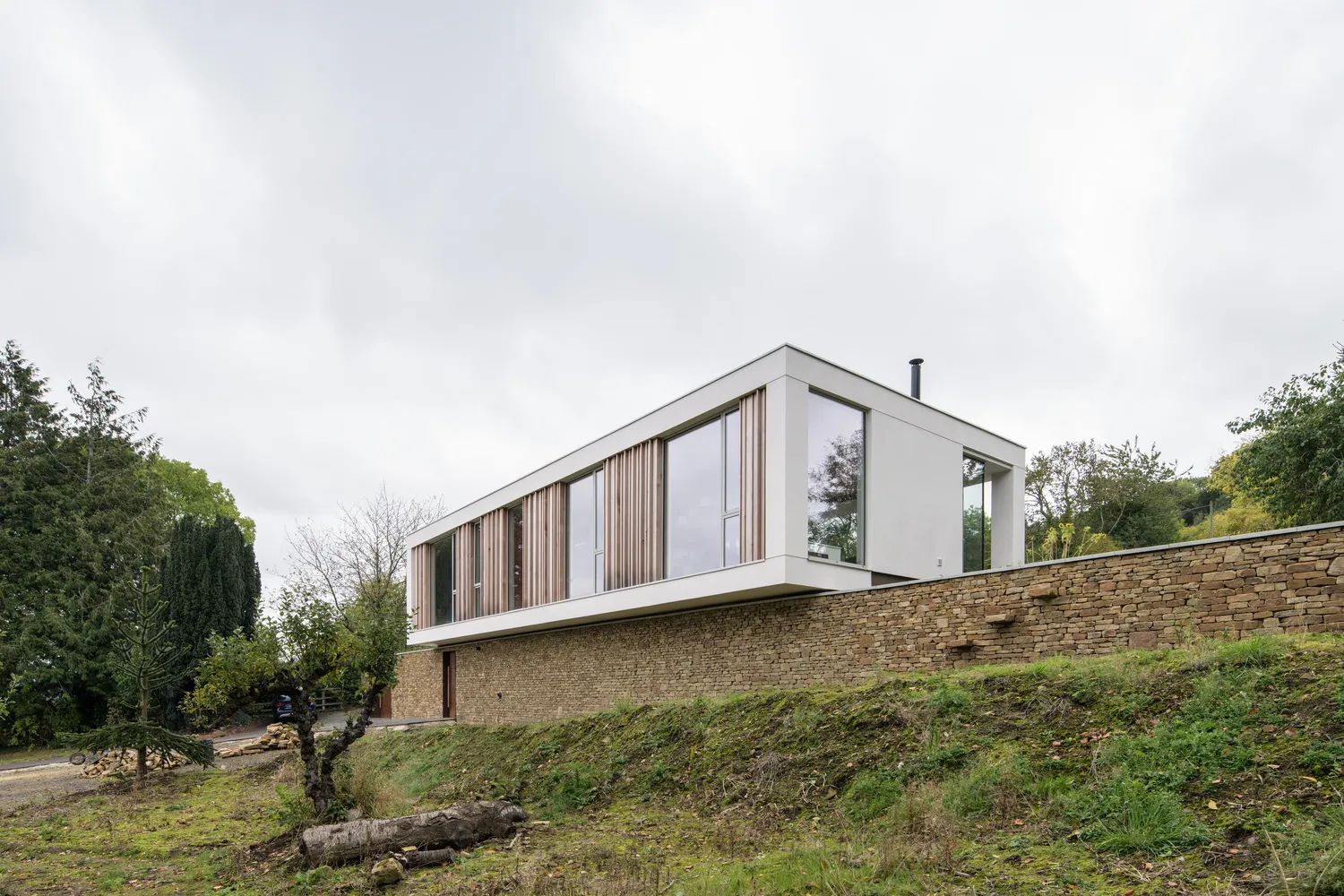 埃利奥特建筑师事务所的漂浮别墅,英国科尔布鲁奇 埃利奥特建筑师事务所的漂浮别墅,英国科尔布鲁奇