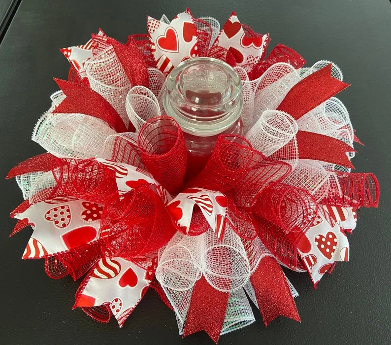 4. Mesh-decorated Valentine's Day Centerpiece