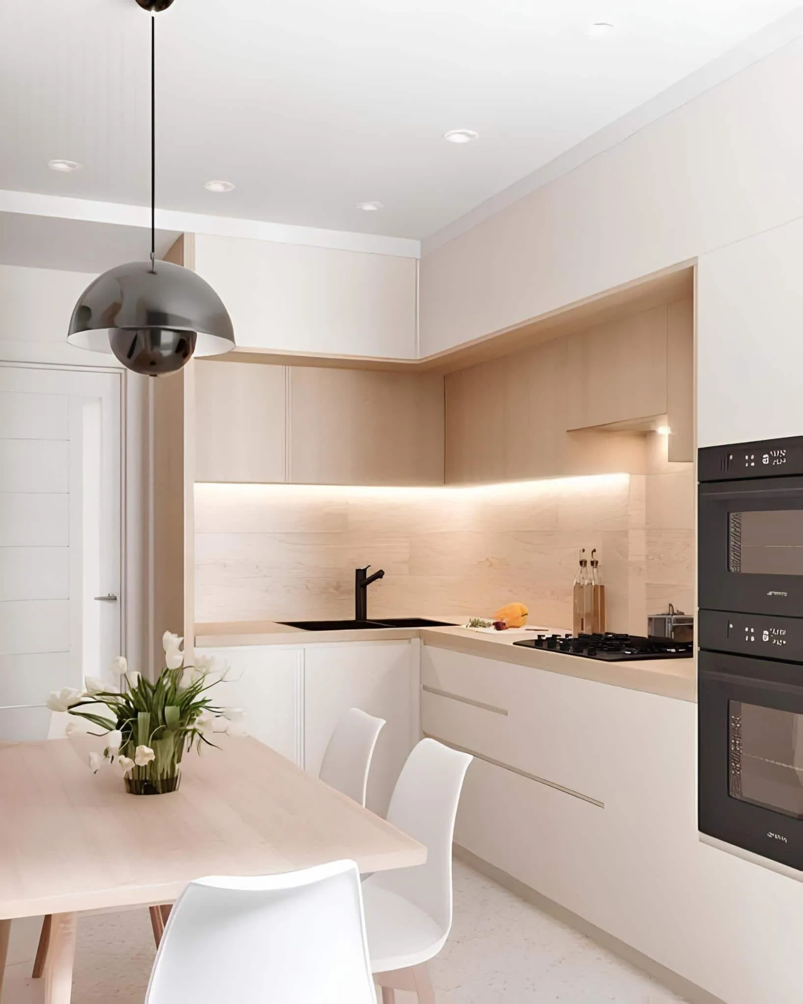 Kitchen with sloped ceiling, warm tones and neutral decorative elements