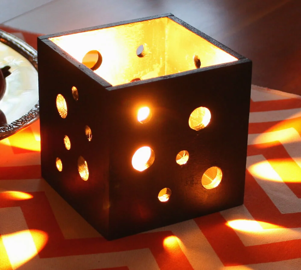 3. Fabricación de portavela con madera tallada