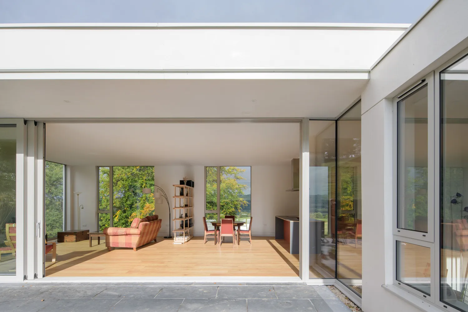 埃利奥特建筑师事务所的漂浮别墅,英国科尔布鲁奇 埃利奥特建筑师事务所的漂浮别墅,英国科尔布鲁奇