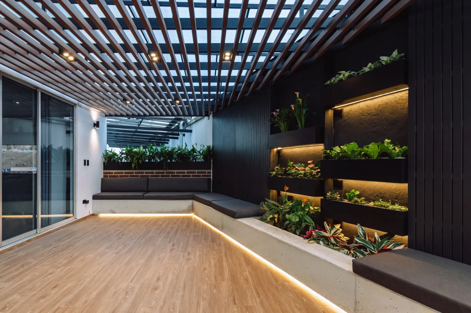 Britania 305公寓由Lugares Colectivos Arquitectos设计,位于哥伦比亚佩雷拉 Britania 305公寓由Lugares Colectivos Arquitectos设计,位于哥伦比亚佩雷拉