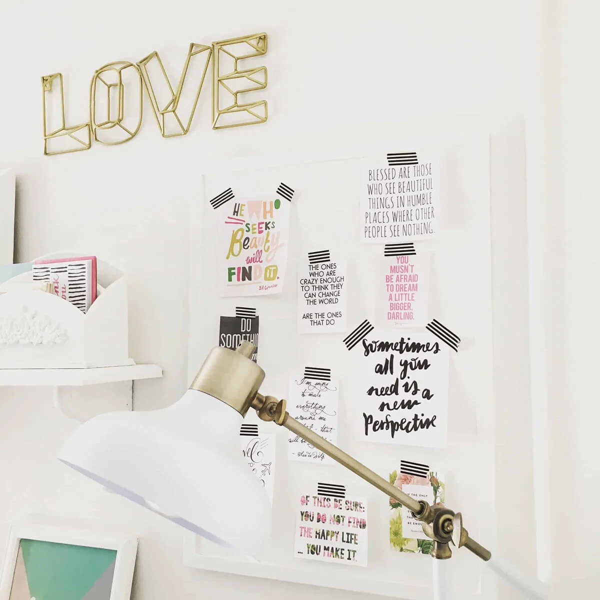 4. Reparación de pizarra de notas por 2 dólares en una tienda