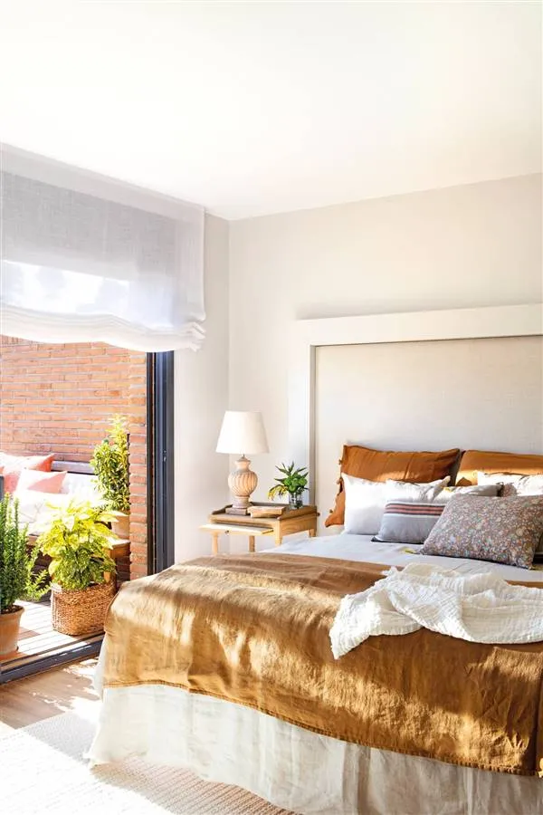 The Secret to a Successful and Well-Designed Bedroom Is Upholstered Headboards
