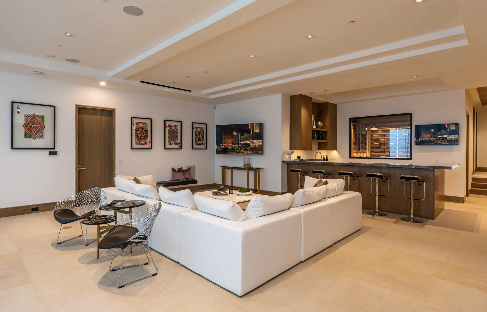 15. Вулиця Каролін