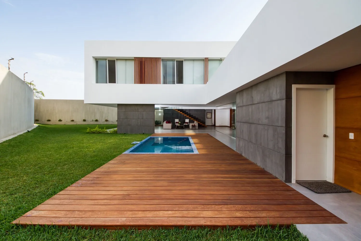 秘鲁皮乌拉AI2 Design设计的PL住宅