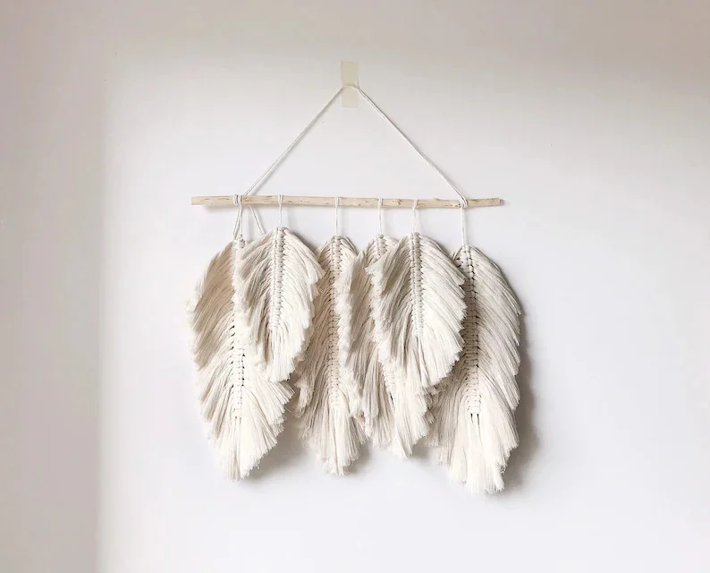 15. Makramee-Feder gewebte Hängedekoration