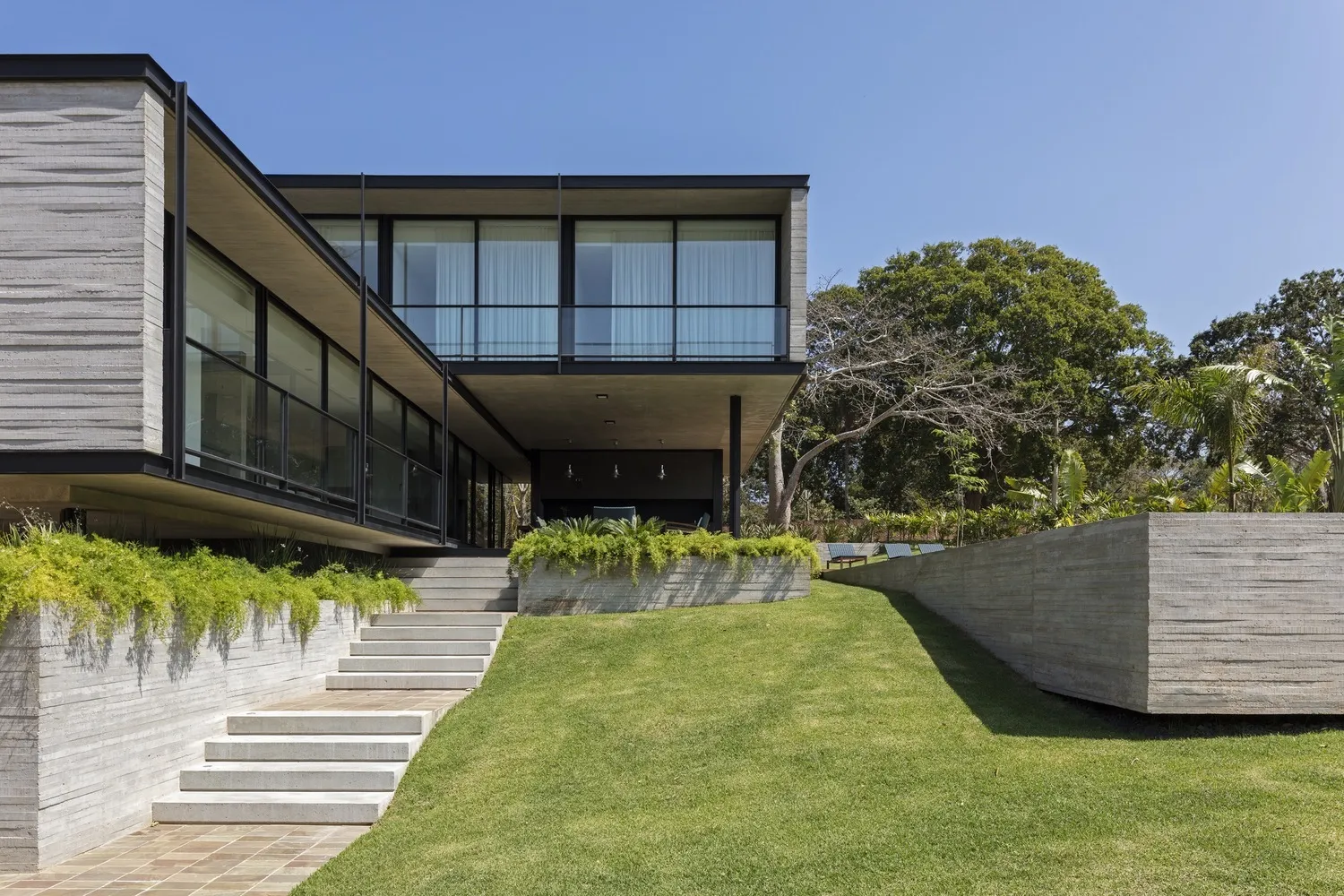 Pomarino House by Sommet in Porongo, Bolivia Pomarino House by Sommet in Porongo, Bolivia