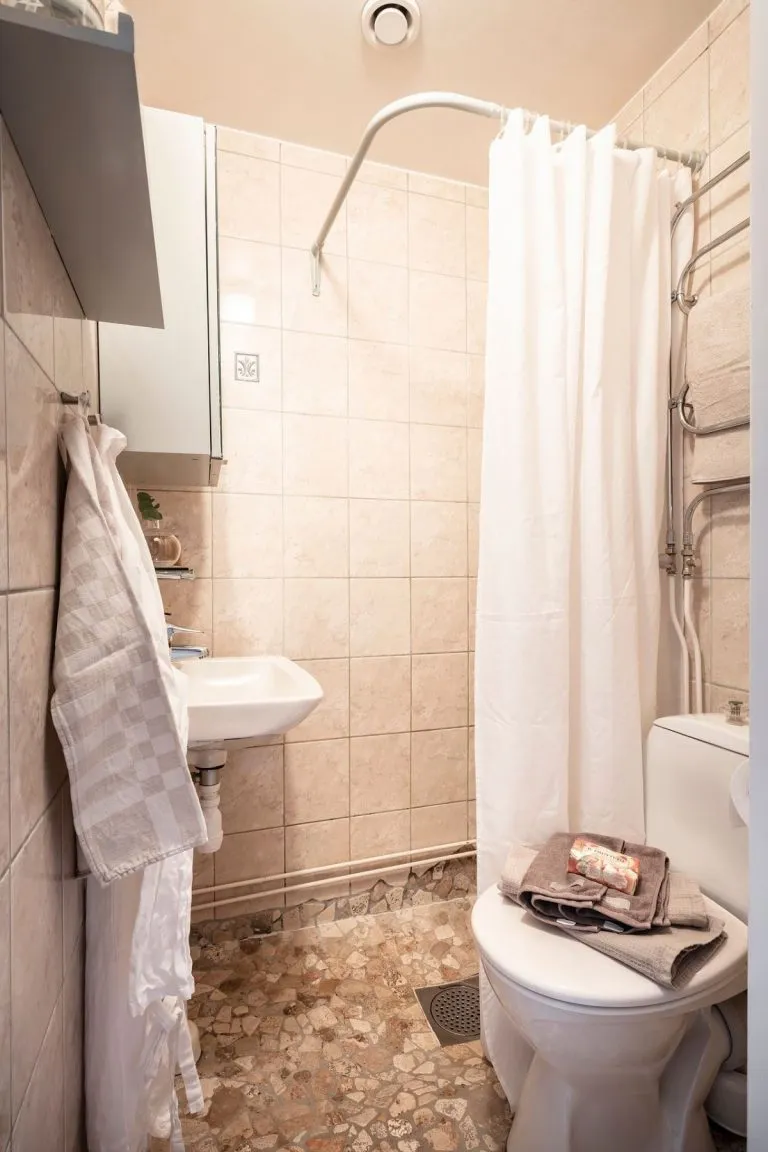 Charming Second-Hand Nordic Mini-Flat