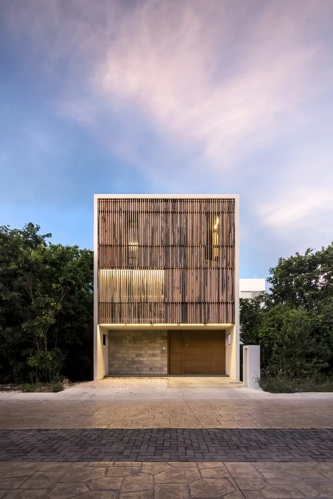 坎昆墨西哥Warm Architects设计的Ciruelo 7住宅