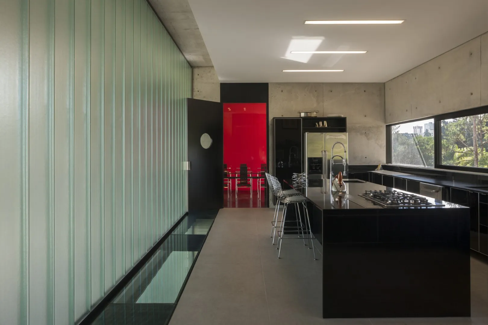 RB House by Marcos Bertoldi Arquitetos in Curitiba, Brazil RB House by Marcos Bertoldi Arquitetos in Curitiba, Brazil