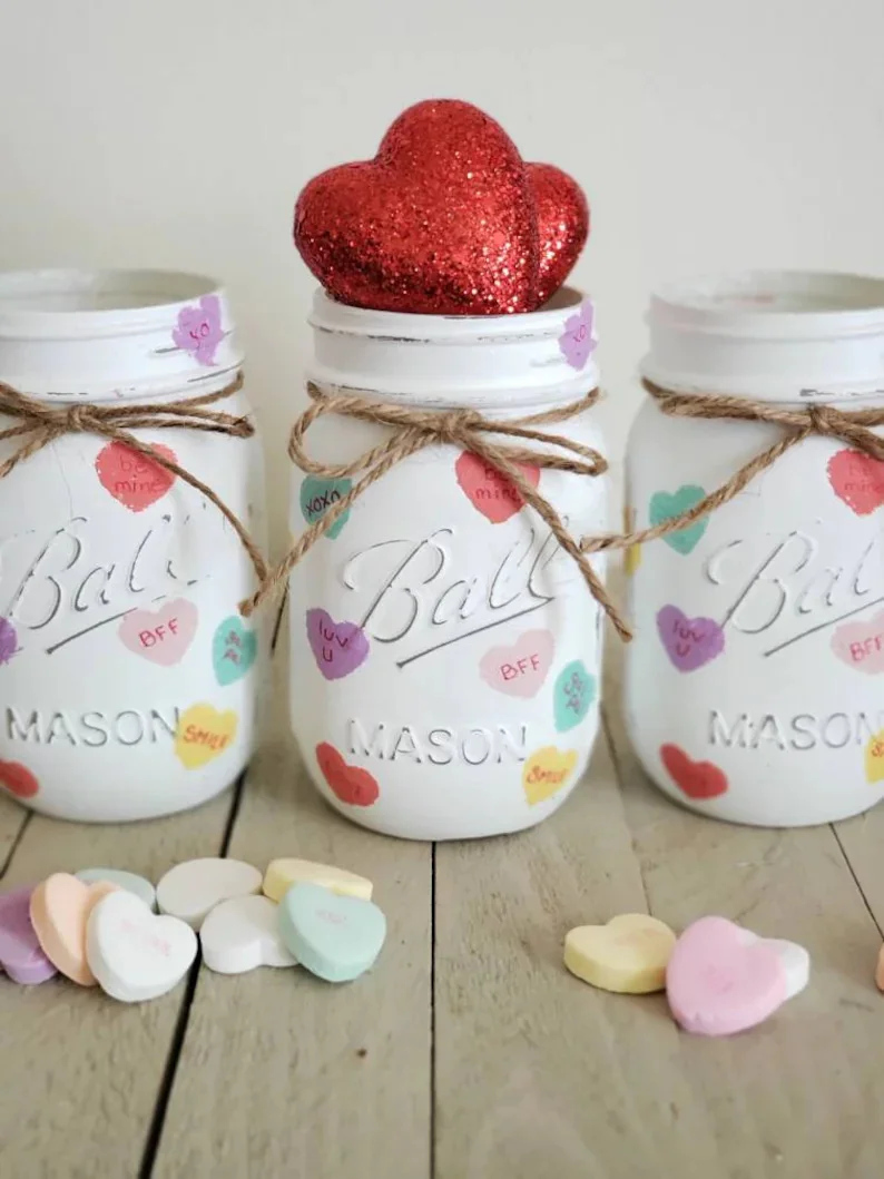 4. Organiser aus Mason-Jar mit Herzensbonbons