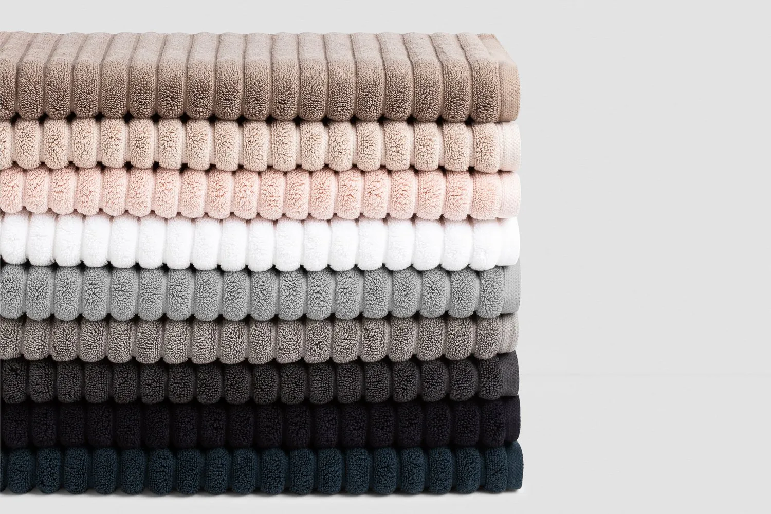 Simple Ways to Decorate a Bathroom with Modern Vanity Tables