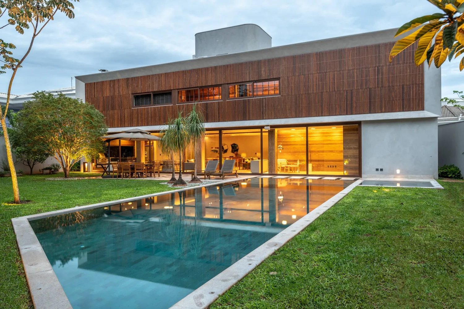 Rio Claro House by Celso Laetano Arquitetura in Rio Claro, Brazil Rio Claro House by Celso Laetano Arquitetura in Rio Claro, Brazil