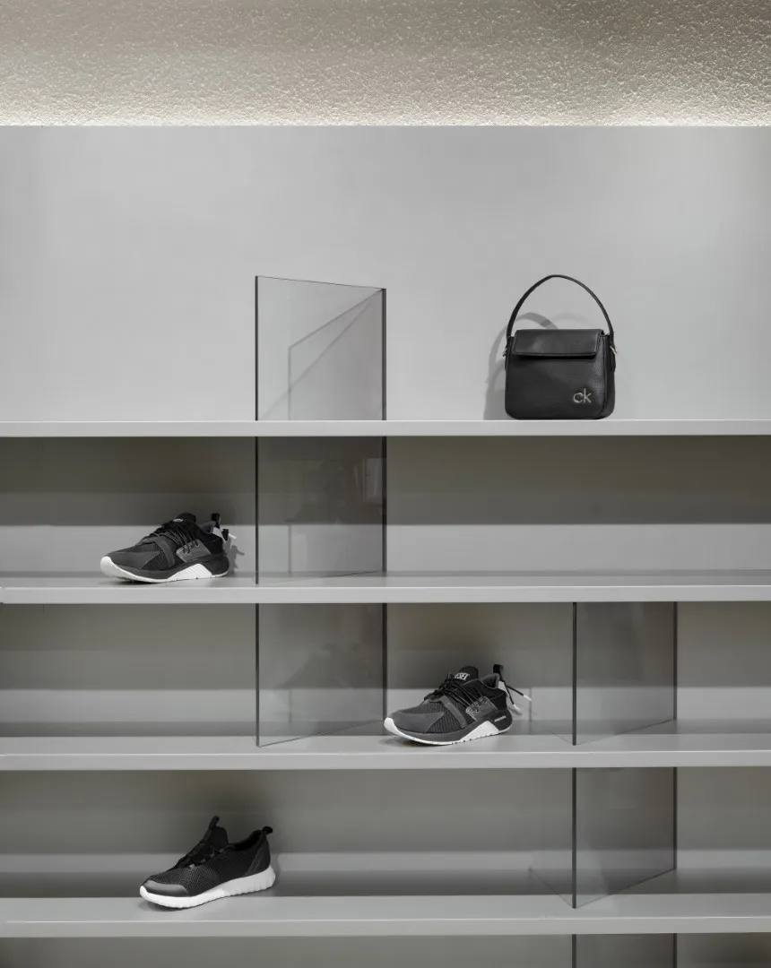 Jeanslab by URBANJOBS — Gender-Neutral Shopping Experience in Istanbul