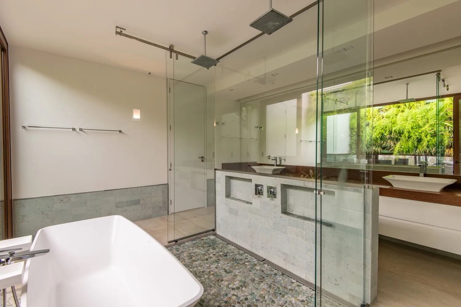 Rio Claro House by Celso Laetano Arquitetura in Rio Claro, Brazil Rio Claro House by Celso Laetano Arquitetura in Rio Claro, Brazil