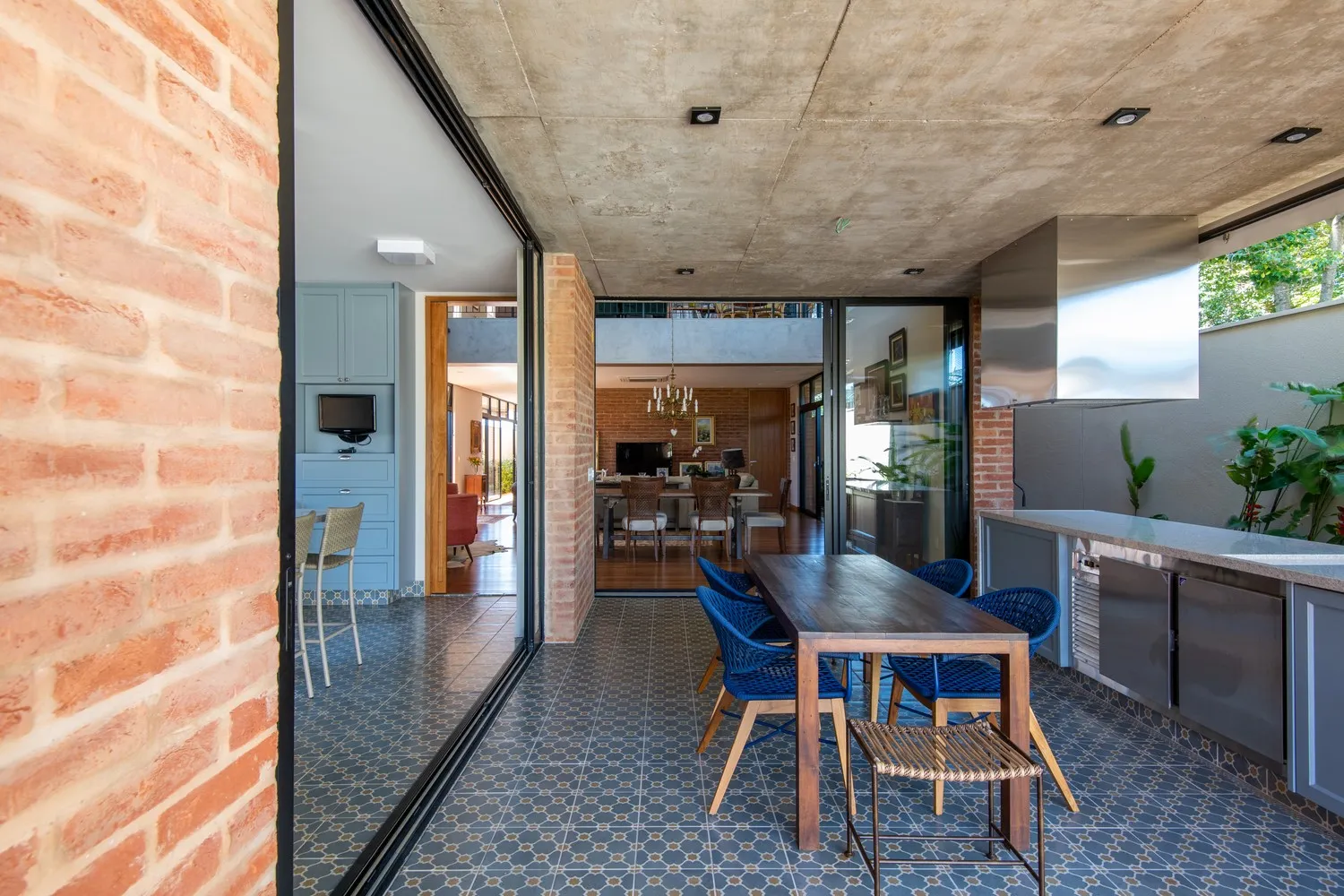 巴西圣卡洛斯森林住宅 lb+mr