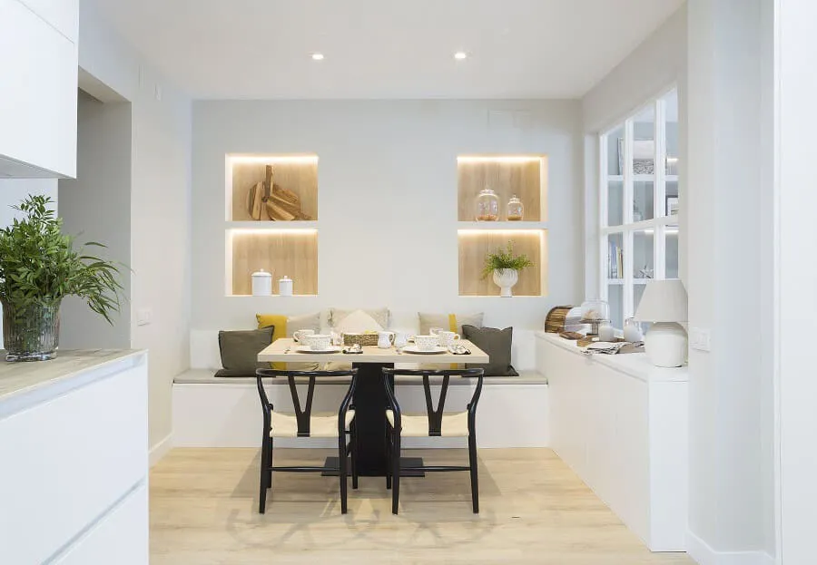 Keys to a Bright Home — Neutral Tones with Color and Abundant Natural Light