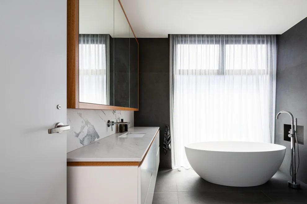 18. 艾尔巴白大理石