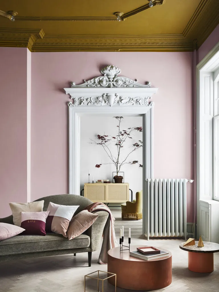 天花板上色吗？