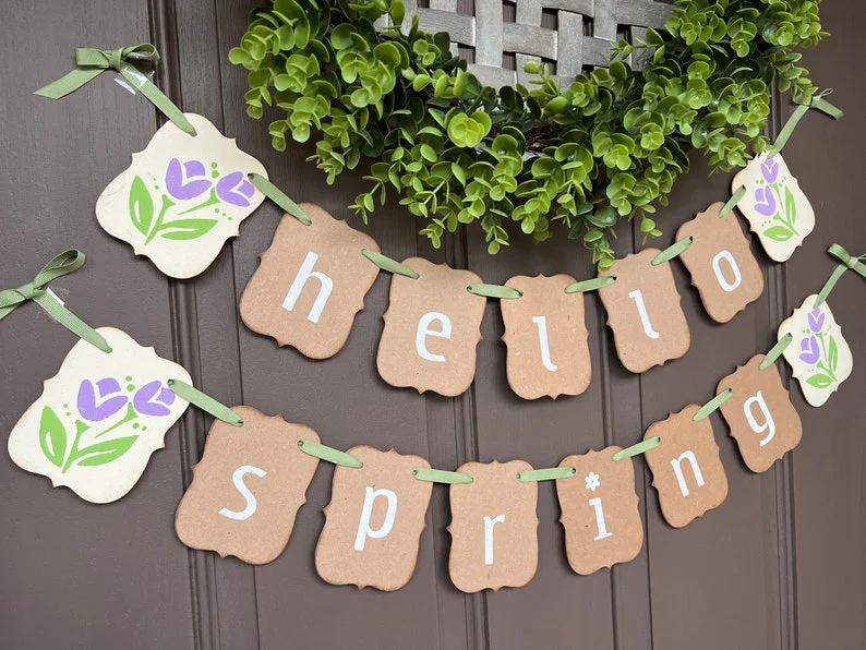 11. Hola, primavera - bandera con flores