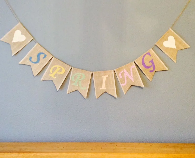 12. Bandera colorida de lino