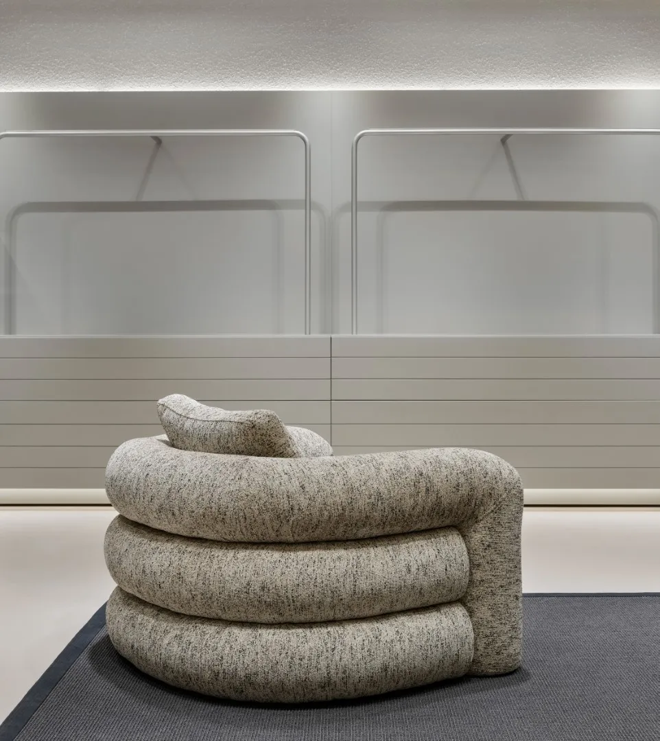 Jeanslab by URBANJOBS — Gender-Neutral Shopping Experience in Istanbul