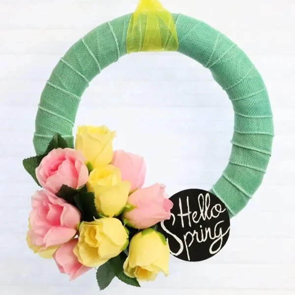 8. Guirnalda primaveral de la tienda de artículos por un dólar