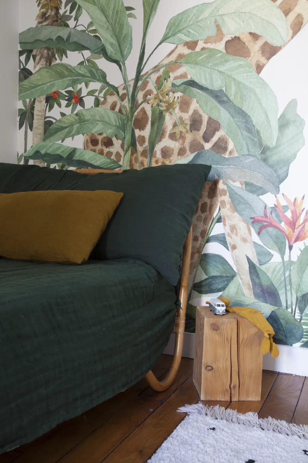 6 Inspirations To Adopt This Irresistible Shade Of Green Bedroom