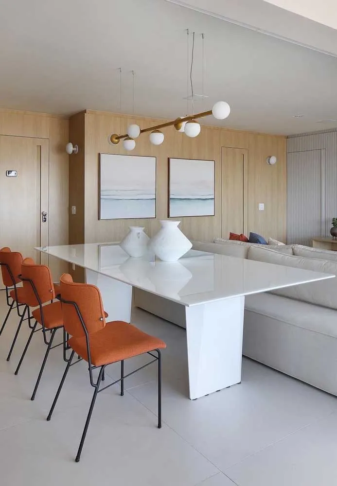 Tips for Choosing the Perfect Lacquered Table