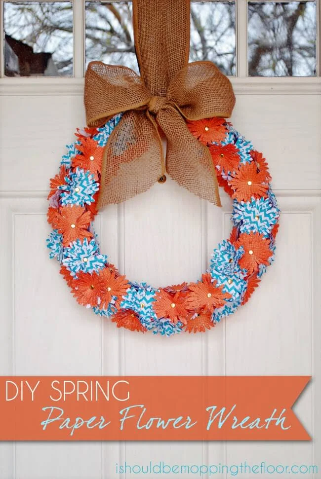 4. Collar DIY de flores de papel