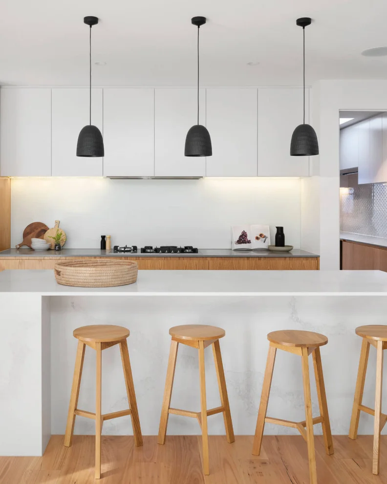 4. 现代厨房内饰