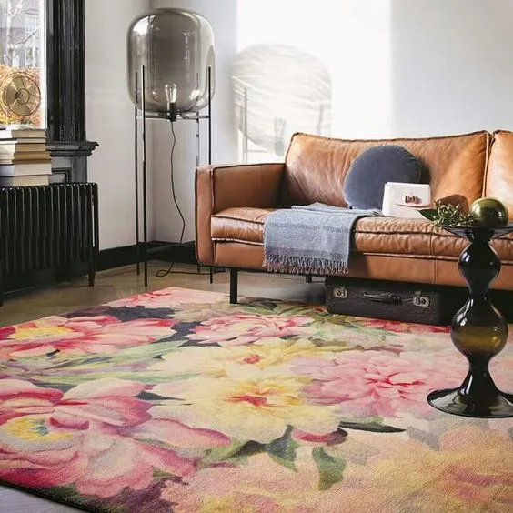 Kolorowy dywan w domu — nowa idea, która zasługuje na uwagę