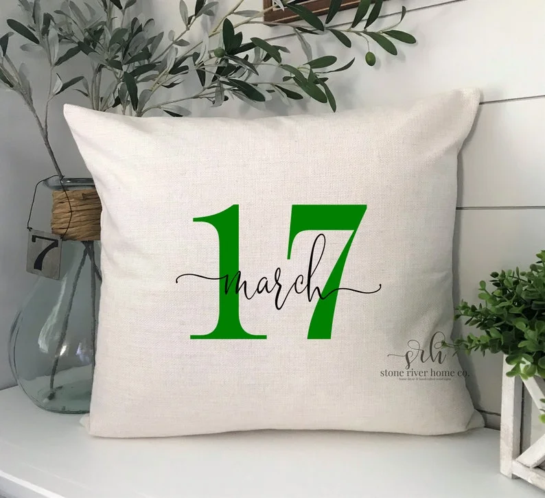 2. Almohada con el Día 17 de marzo para el Día de San Patricio