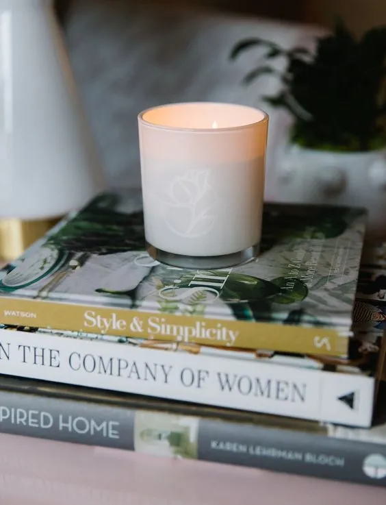 Most Beautiful Candle Scents by Season