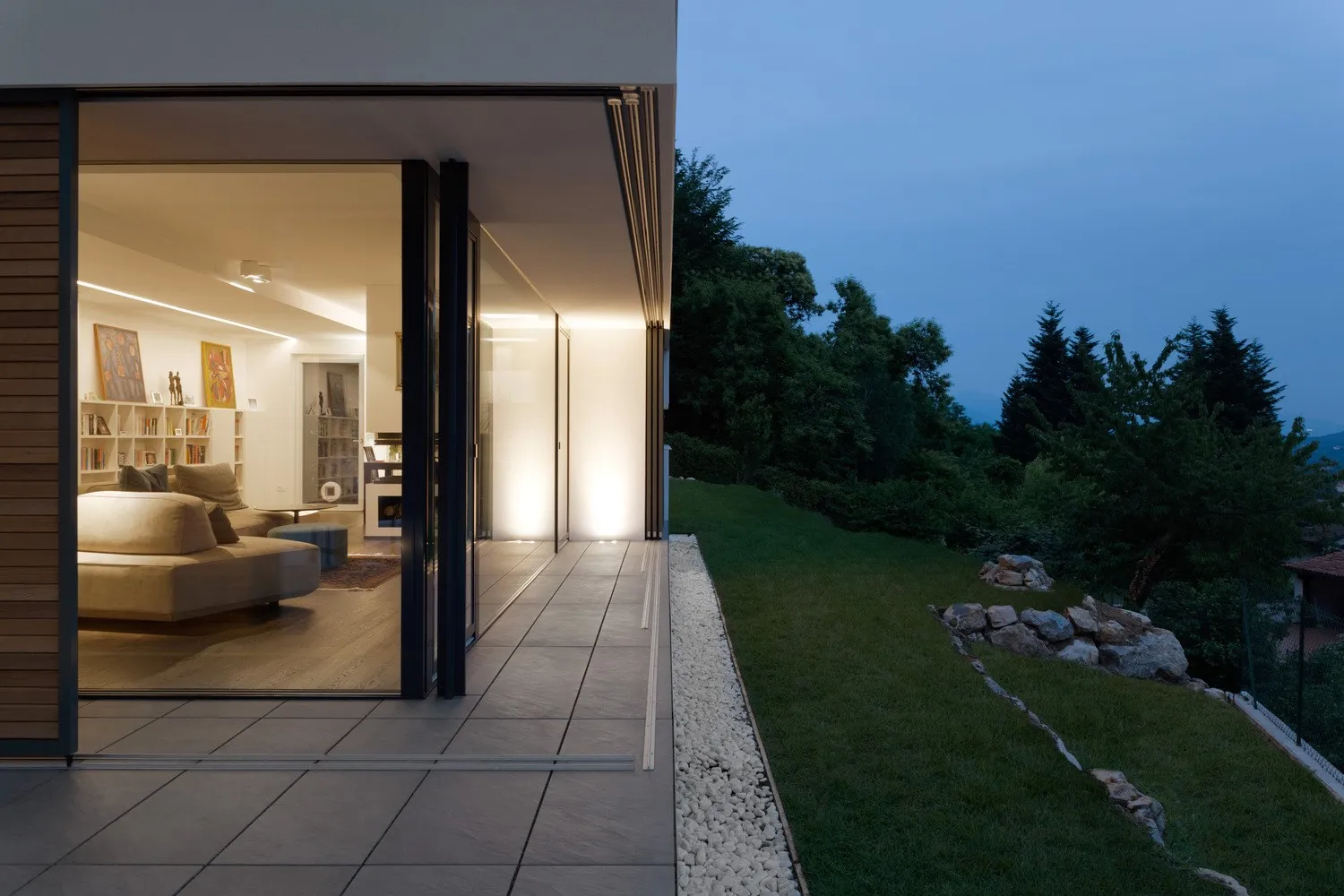 瓦雷泽Studio Ecoarch的NM住宅，意大利