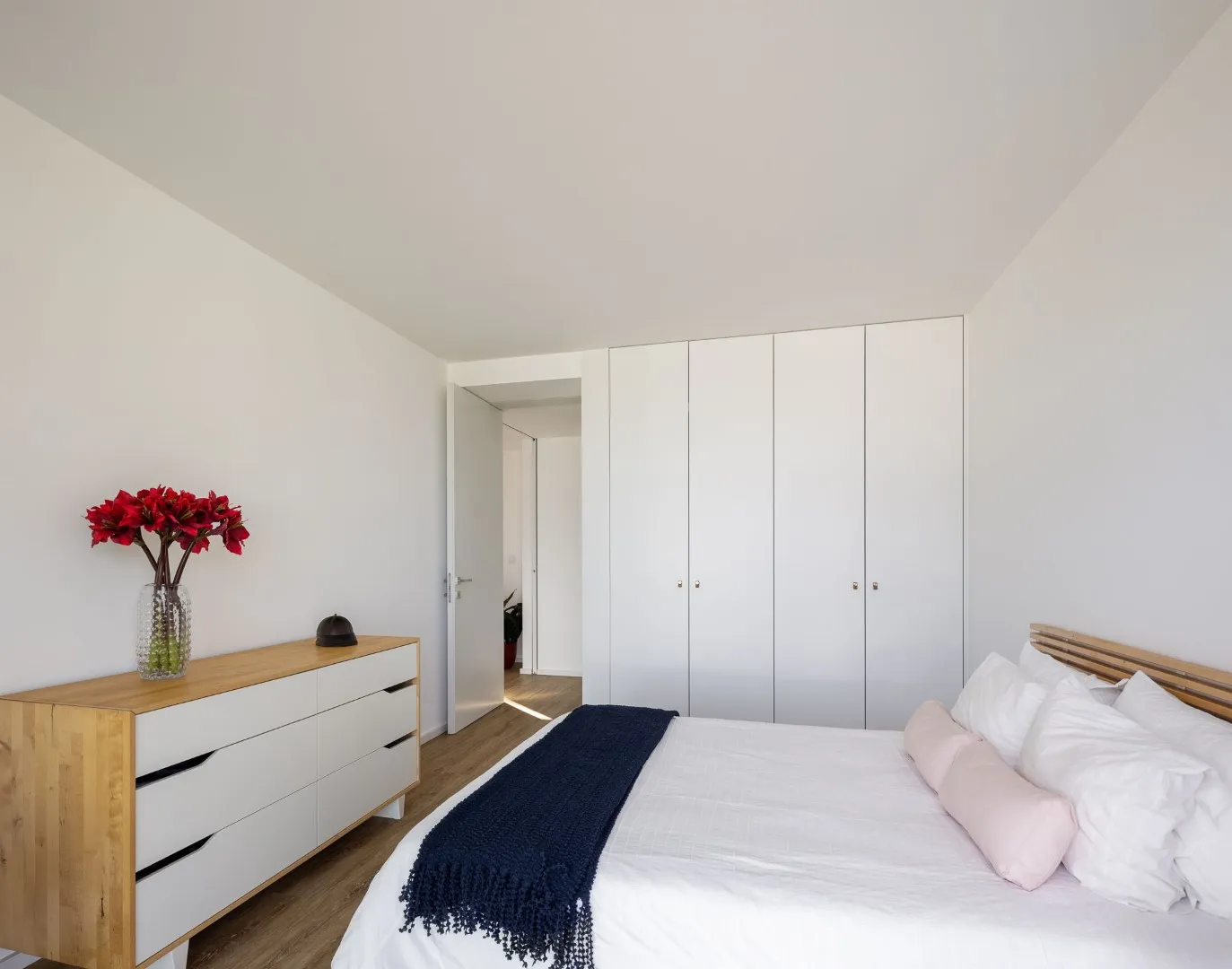 House H by Architect Bruno Gomes in San Juan da Madeira, Portugal House H by Architect Bruno Gomes in San Juan da Madeira, Portugal