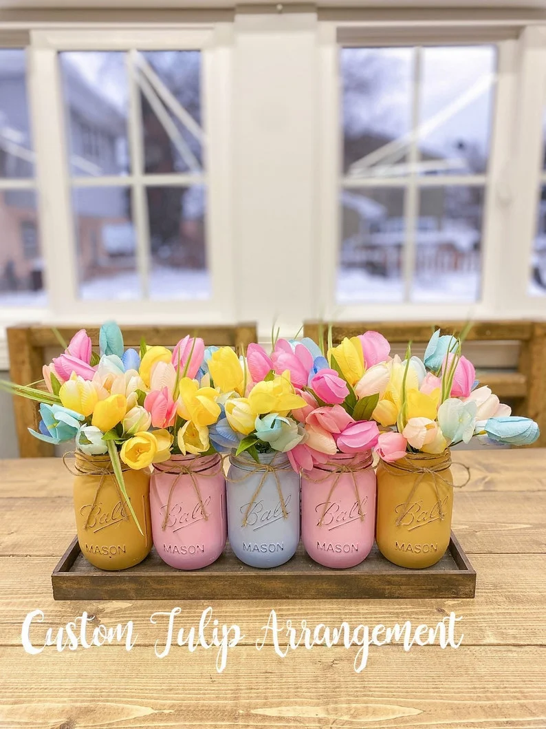 14. Tulpenzentrale Dekoration aus Mason-Dosen