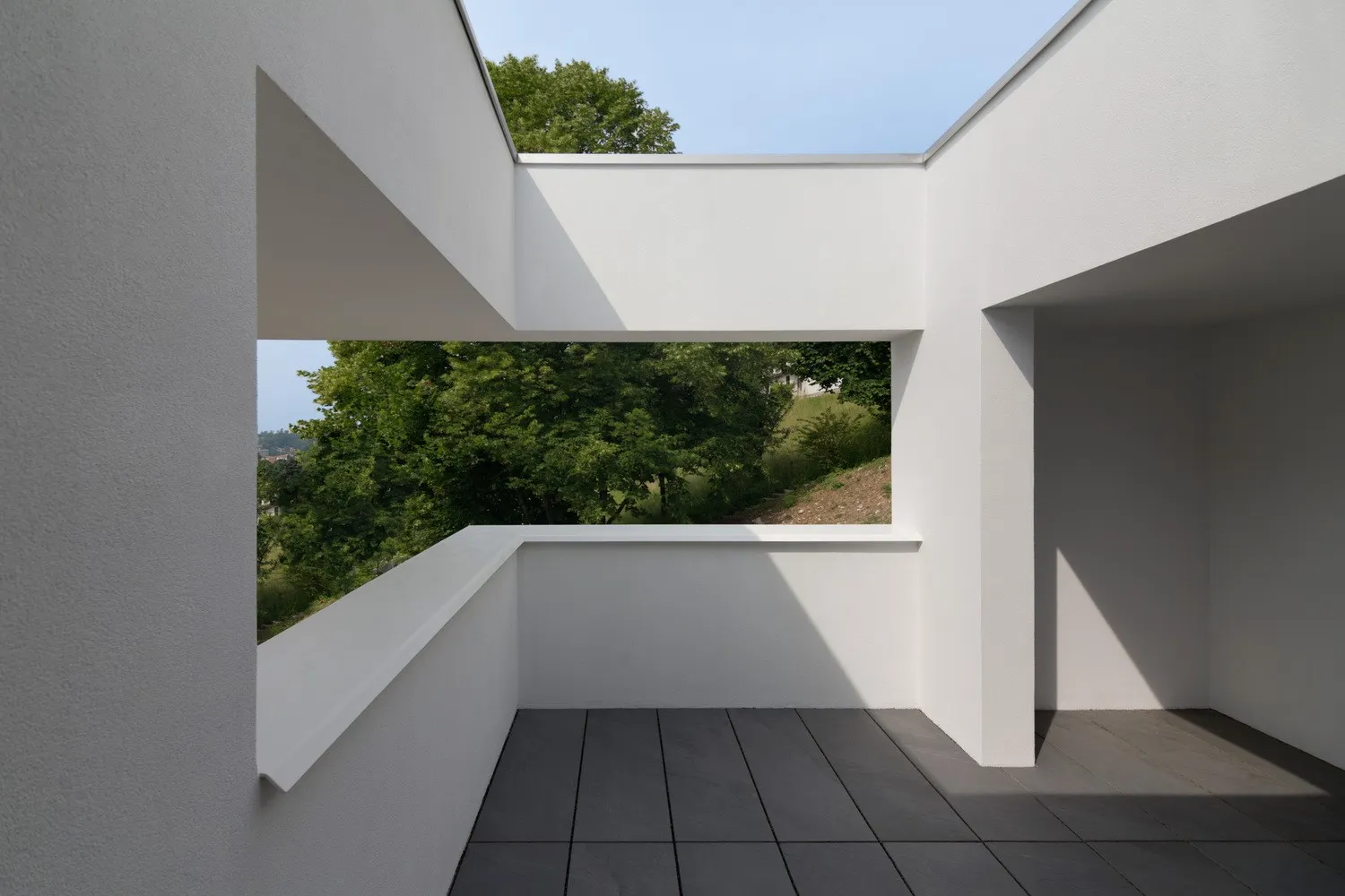 瓦雷泽Studio Ecoarch的NM住宅，意大利