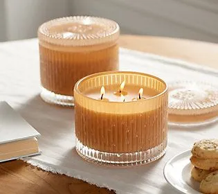 Most Beautiful Candle Scents by Season