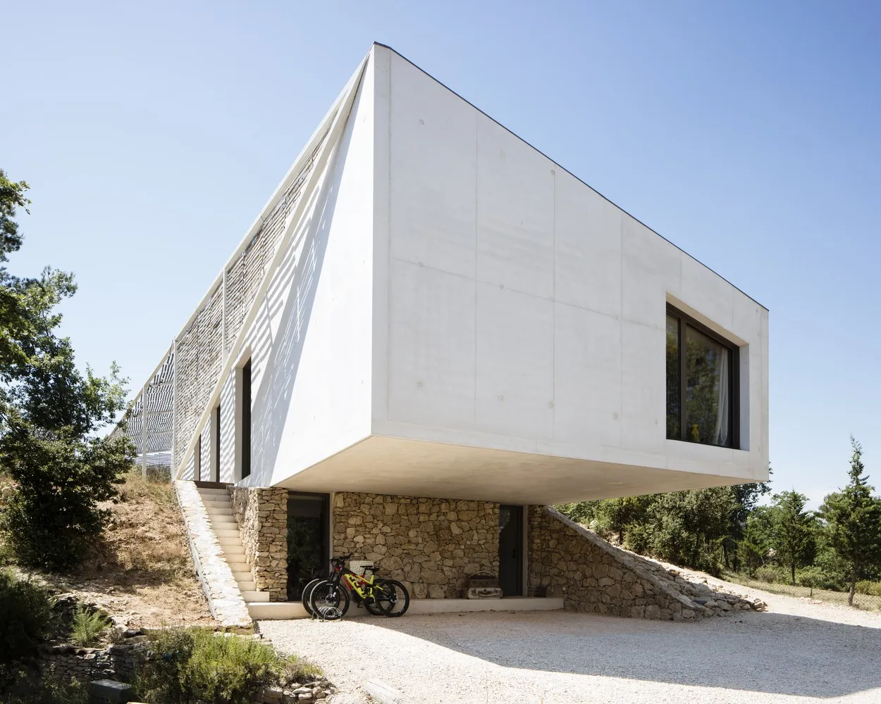 MGG House by PAN Architecture in Greasque, France MGG House by PAN Architecture in Greasque, France