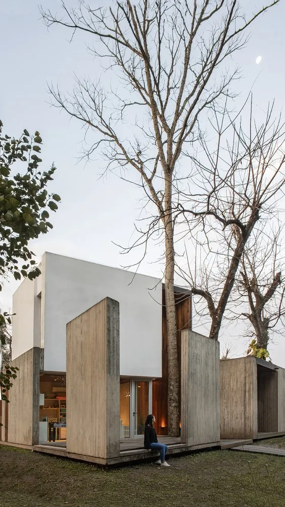 埃尔科特之家由Plural Arquitectos在阿根廷耶尔瓦布埃纳的设计