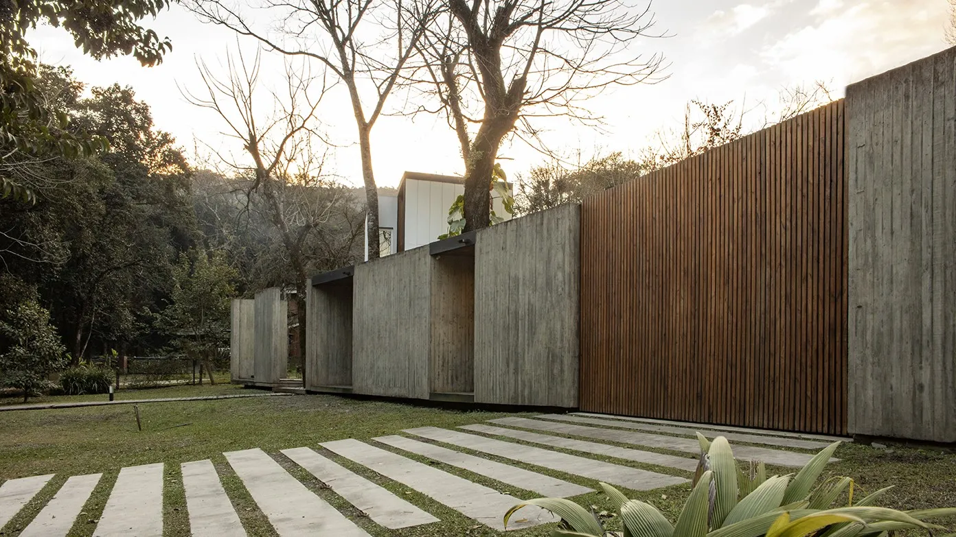 埃尔科特之家由Plural Arquitectos在阿根廷耶尔瓦布埃纳的设计