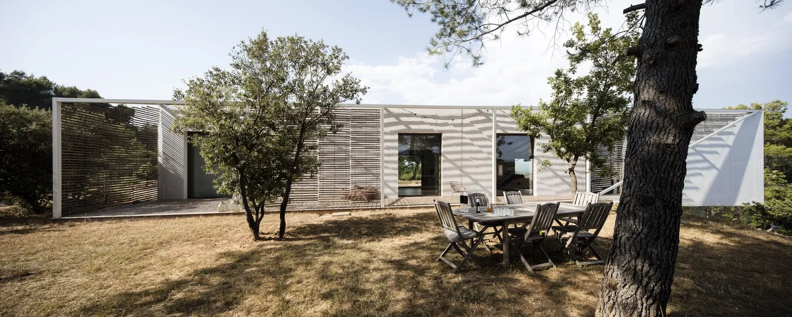 MGG House by PAN Architecture in Greasque, France MGG House by PAN Architecture in Greasque, France