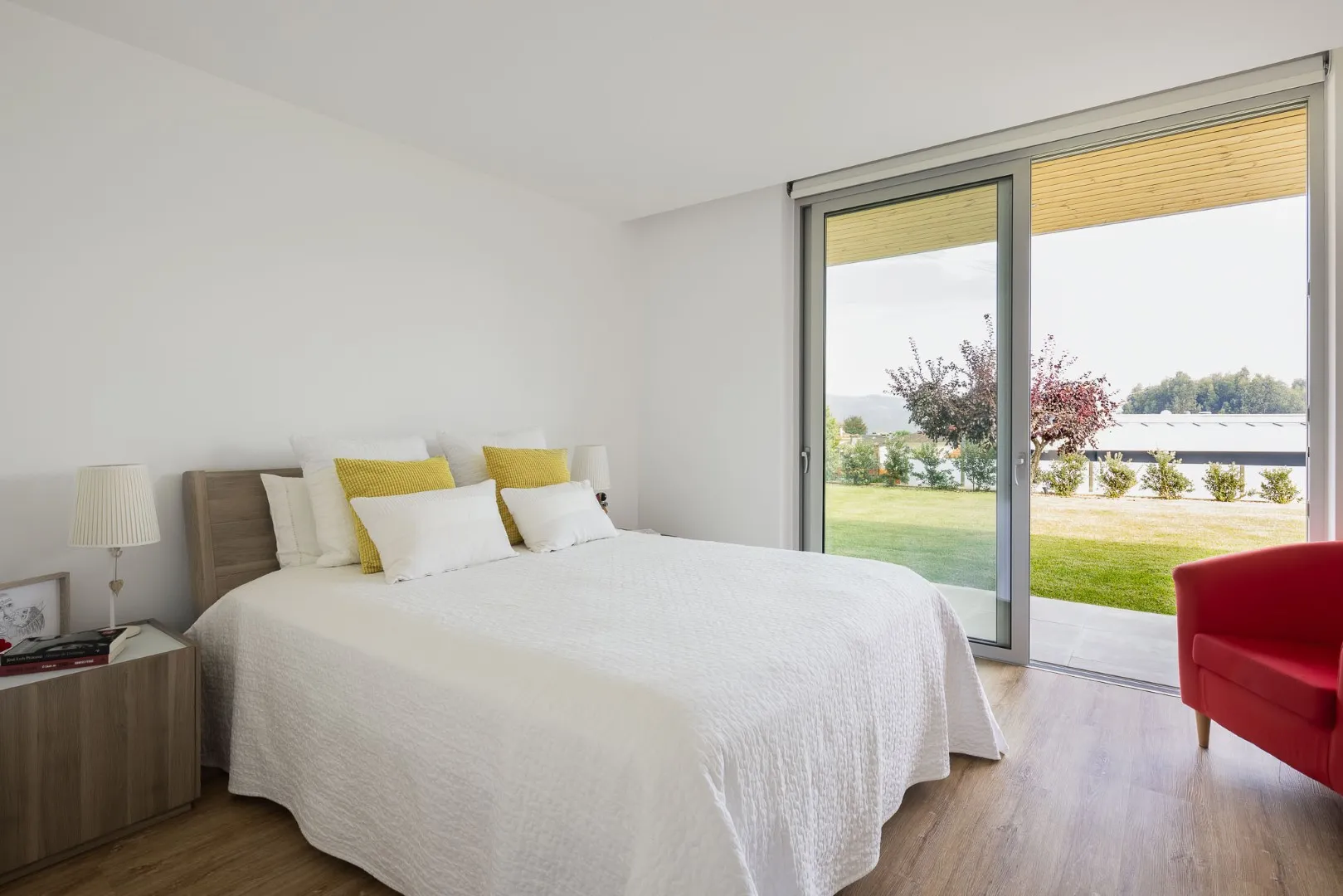 House H by Architect Bruno Gomes in San Juan da Madeira, Portugal House H by Architect Bruno Gomes in San Juan da Madeira, Portugal