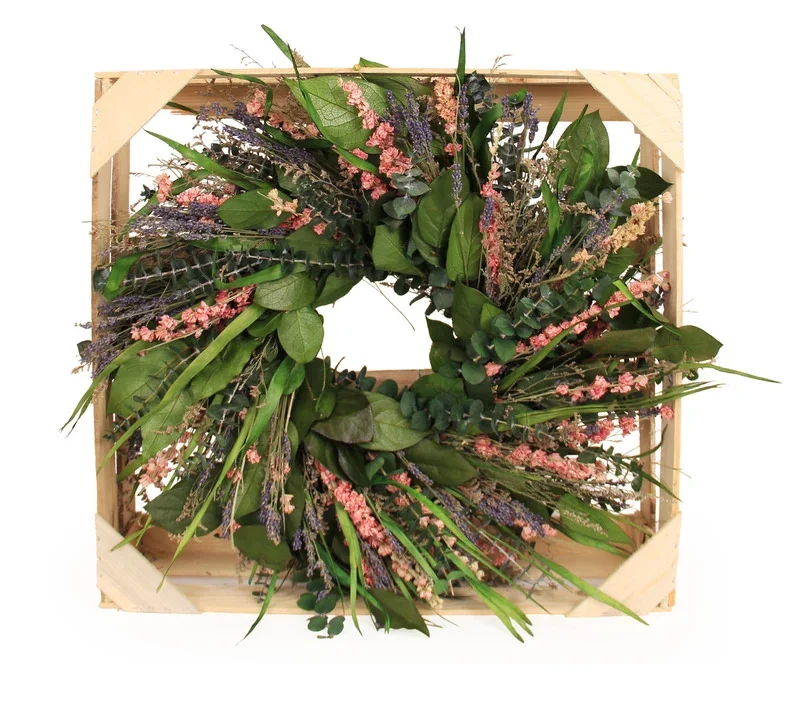 9. 粉色龙胆与薰衣草春季花环