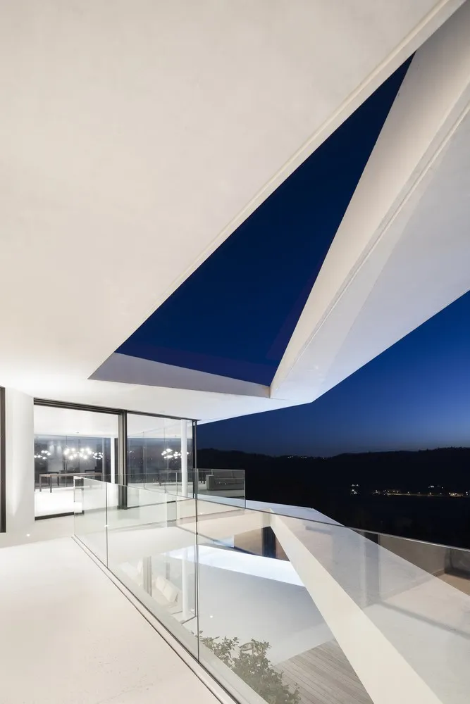 Perathoner Architects设计的贝尔维德雷别墅,意大利科斯特尔马诺 Perathoner Architects设计的贝尔维德雷别墅,意大利科斯特尔马诺