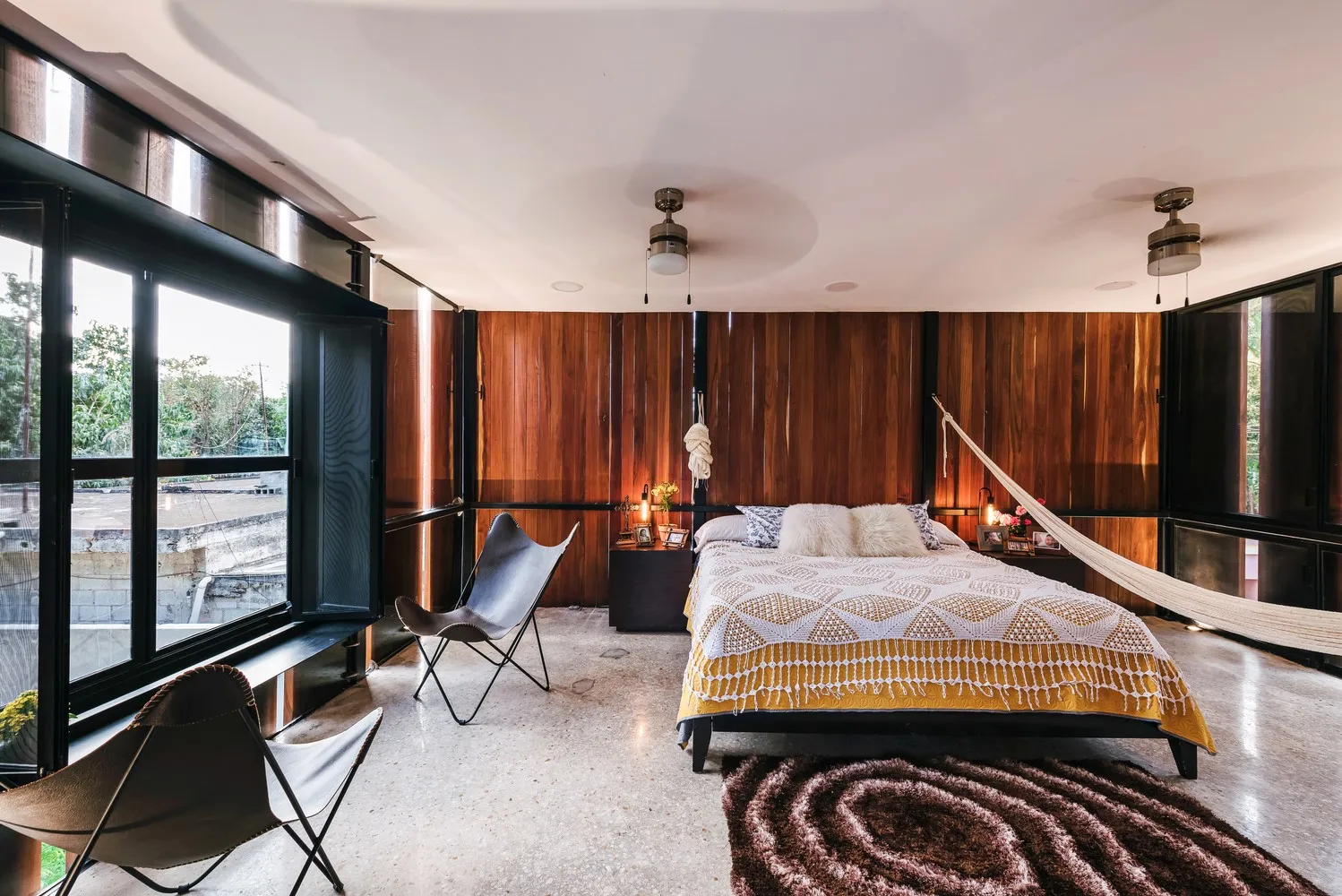 在墨西哥亚卡库尔城的木屋生活 LAAR